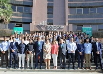 Casi un centenar de universitarios realizarán sus prácticas en Eurocaja Rural