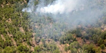 Controlado un incendio en Fresneda de la Sierra que ha movilizado, hasta el momento, a 59 personas