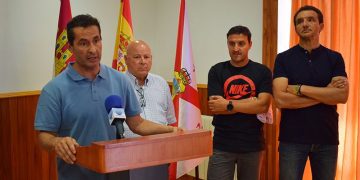 El Ayuntamiento de Tarancón, La Caixa y Nueva Luz se unen para hacer el Camino de Santiago