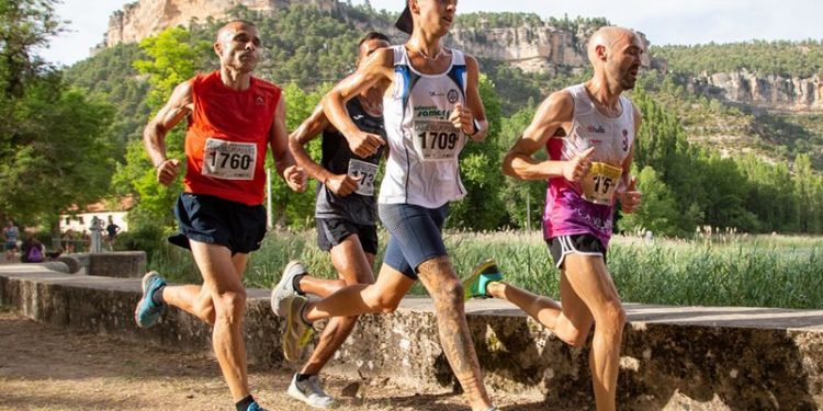 El junior Bilal Touirtou y la veterana María Ángeles Magán Talavera se imponen en la bellísima carrera popular de Uña