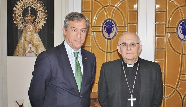 El presidente de Eurocaja Rural visita al Obispo de Albacete