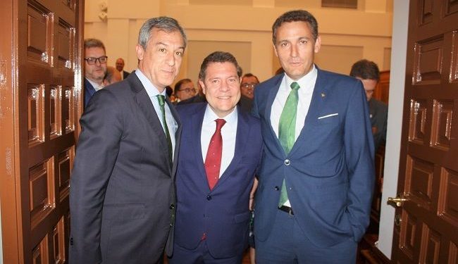 Eurocaja Rural asiste al Debate de Investidura de Page como presidente de la Junta