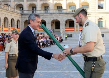 Eurocaja Rural premia a los mejores Sargentos Alumnos de la Academia de Infantería de Toledo