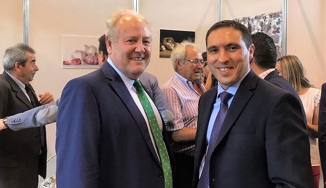 Eurocaja Rural respalda la Feria del Ajo de Las Pedroñeras