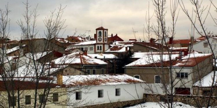 La patronal conquense informa de las ayudas para el mantenimiento de comercios en pequeños municipios