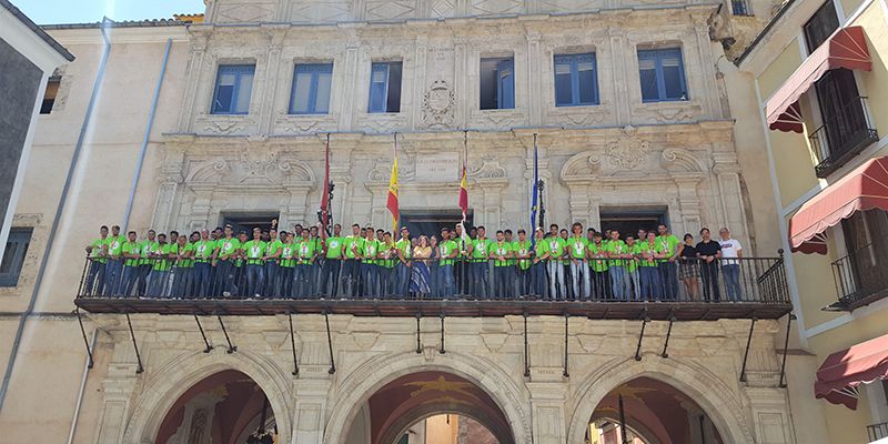 Los candidatos a Míster International Spain 2019 son recibidos en el Ayuntamiento de Cuenca