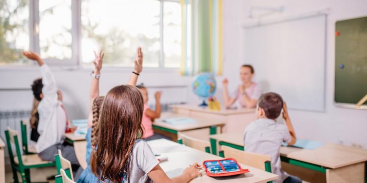 Seis centros educativos de Castilla-La Mancha optan a la fase final del premio ‘Acción Magistral’ de FAD y BBVA