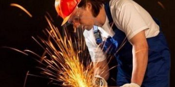 Un peón de Navarra gana un euro más que un ingeniero de Cuenca