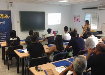 Un total de 16 alumnos se forman en un curso de carretilla elevadora en El Provencio