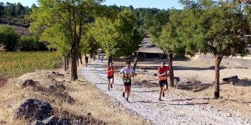 Antonio Cerezo y Cristina Belmar vencen en una carrera marcada por el fuerte arropo del pueblo de Solera