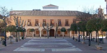 El Ayuntamiento San Clemente denuncia la contratación “ilegal” de la comunicación del anterior gobierno