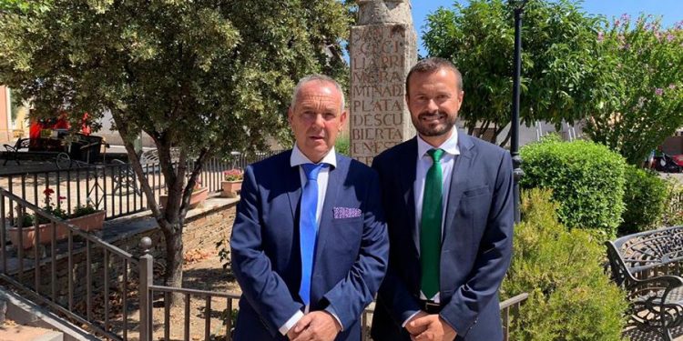 El Gobierno de Castilla-La Mancha reafirma su compromiso de extender la fibra óptica a los pequeños municipios de la Sierra Norte de Guadalajara El Gobierno de Castilla-La Mancha reafirma su compromiso de extender la fibra óptica a los pequeños municipios de la Sierra Norte de Guadalajara