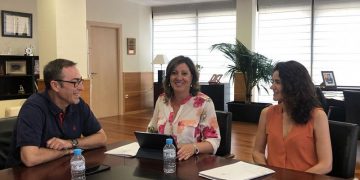 La consejera de Economía, Empresas y Empleo se reúne con el secretario regional de CCOO en su ronda de encuentros con los agentes sociales