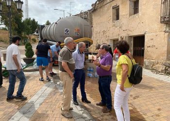 La Diputación de Cuenca abastece con más de un millón de litros de agua potable a varios pueblos de la provincia durante estos días de agosto