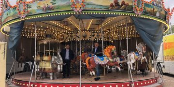 Vuelve el Carrusel de los Caballitos al Recinto Ferial de San Julián