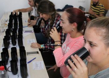 Charlas, mesas redondas y catas centran el programa del curso de verano sobre vino y comunicación