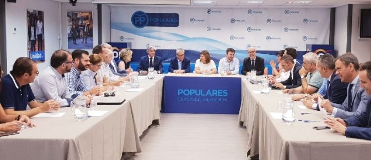 Cuenca, Valencia y Murcia unen fuerzas para reclamar la bajada del precio de la pólvora y que la normativa no ponga en peligro el desarrollo de las fiestas