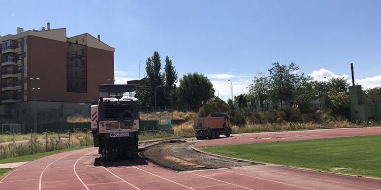 En marcha las obras de la pista de atletismo del Luis Ocaña En marcha las obras de la pista de atletismo del Luis Ocaña
