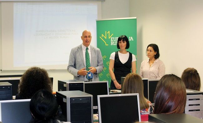 La Fundación Eurocaja Rural comienza en La Roda su programa de liderazgo para mujeres del ámbito rural