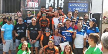 Lola Castellote y  Santiago Madrona se imponen en el exigente trazado de la Marcha MTB Cañizares “Serranía Activa”