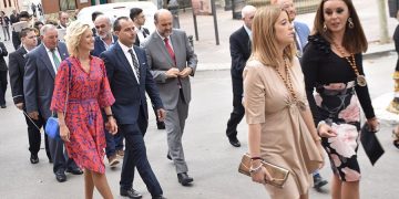 Martínez Guijarro destaca cómo las fiestas de nuestros pueblos configuran “una identidad propia” de la región