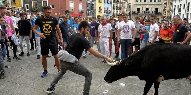 Ocho heridos leves en la segunda jornada de un San Mateo pasado por agua