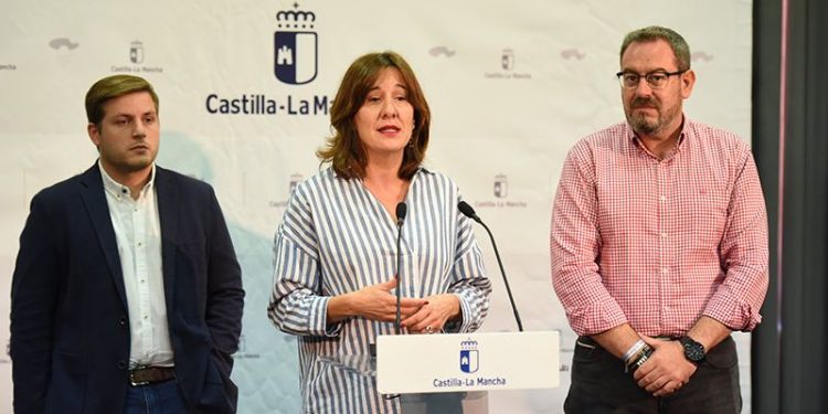 El Consejo de Gobierno toma en conocimiento la convocatoria de ayudas de arrendamiento para mujeres víctimas de violencia de género El Consejo de Gobierno toma en conocimiento la convocatoria de ayudas de arrendamiento para mujeres víctimas de violencia de género