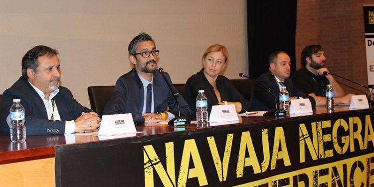 El Gobierno regional considera la reducción de la brecha digital como uno de los grandes retos de la sociedad actual El Gobierno regional considera la reducción de la brecha digital como uno de los grandes retos de la sociedad actual
