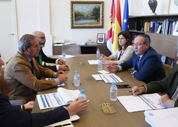 El Gobierno regional y CECAM resaltan la estabilidad fiscal, como uno de los puntos fundamentales de los presupuestos de la Junta para 2020