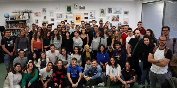 Estudiantes universitarios realizarán seis horas de televisión en directo desde el Foro de Empleo de la UCLM