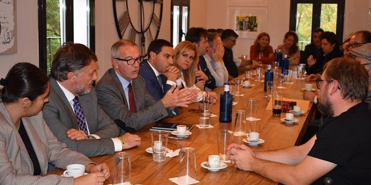 Guirao destaca la “suma del entramado local e internacional” para poner en valor la cultura en Cuenca