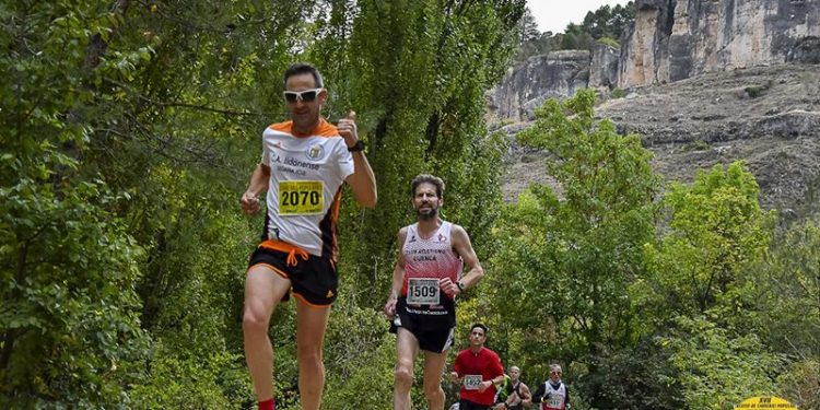 Javier Triguero y Almudena de la Ossa inscriben su nombre en la media maratón Ciudad de Cuenca