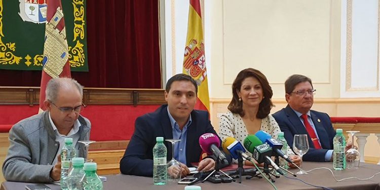 La Diputación de Cuenca habilitará tres millones de euros para la construcción de los dos nuevos parques de bomberos que estarán en la Sierra o la Alcarria