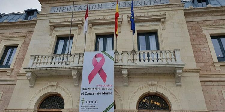 La Diputación de Cuenca se iluminará todo el fin de semana de rosa para visibilizar la lucha contra el Cáncer de Mama La Diputación de Cuenca se iluminará todo el fin de semana de rosa para visibilizar la lucha contra el Cáncer de Mama