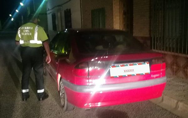 La Guardia Civil detiene a una persona conduciendo bebido y con el carnet retirado en contradirección en la AP-36