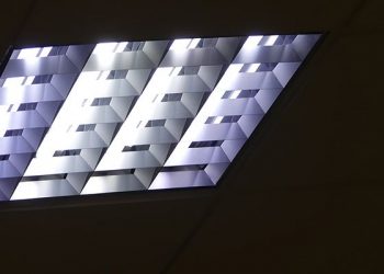 La patronal conquense apunta que la vivienda y el transporte impiden una fuerte subida de precios