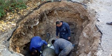 Reparadas tres averías que afectaban a la canalización de abastecimiento de agua a Cuenca