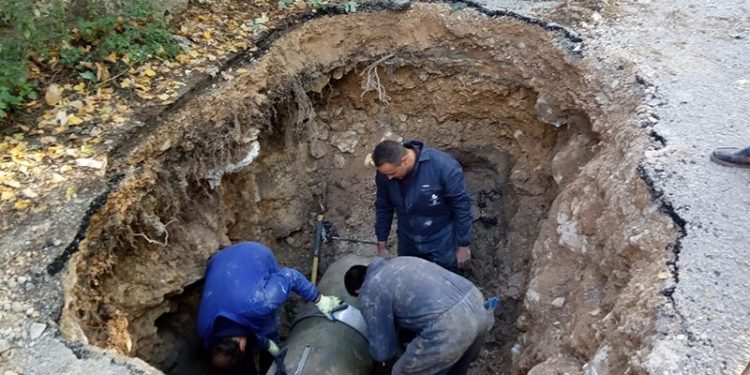 Reparadas tres averías que afectaban a la canalización de abastecimiento de agua a Cuenca Reparadas tres averías que afectaban a la canalización de abastecimiento de agua a Cuenca