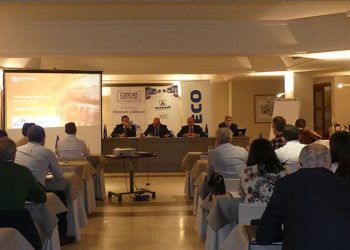 Acutrans reúne a cerca de 80 transportistas para informarles sobre las novedades del ROTT