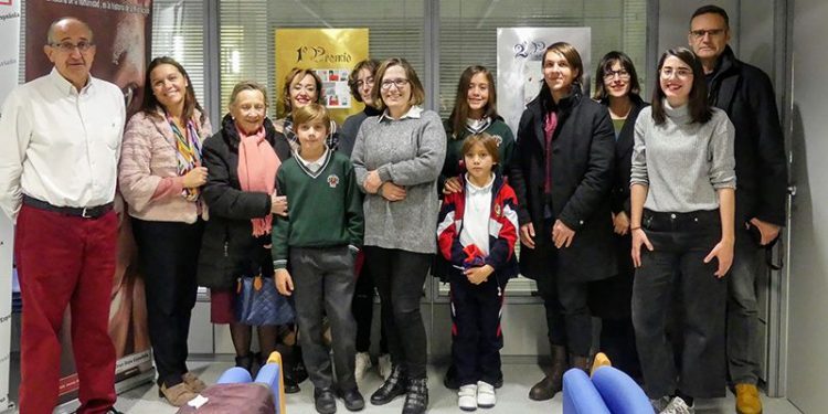 Cruz Roja Cuenca entrega los premios del I Concurso de Comic “Viñetas sin Fronteras” Cruz Roja Cuenca entrega los premios del I Concurso de Comic “Viñetas sin Fronteras”