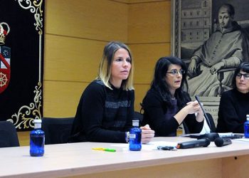 El factor económico centra el foro de reflexión de la UCLM en Cuenca con motivo del Día Internacional de la Eliminación de la Violencia contra la Mujer