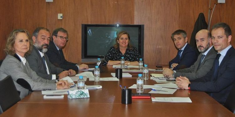 El Gobierno regional destaca el buen funcionamiento del convenio firmado con la UCLM El Gobierno regional destaca el buen funcionamiento del convenio firmado con la UCLM