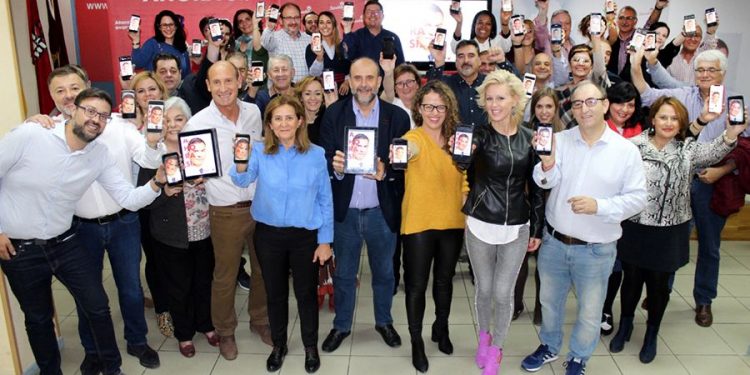 El PSOE de Cuenca arranca la campaña con una pegada virtual de carteles