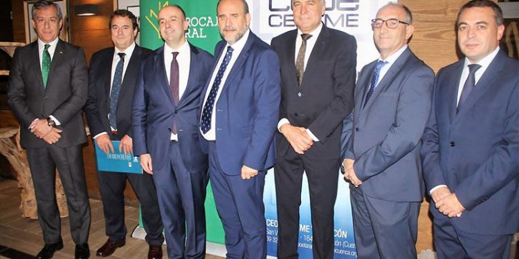 Eurocaja Rural patrocina la Asamblea General de CEOE CEPYME Tarancón, donde ha sido reelegido como presidente Javier López Cortés