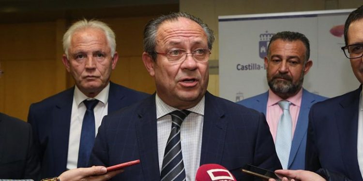 Junta y sindicatos aprueban la Oferta de Empleo Público de personal funcionario para 2019 con un total de 497 plazas Junta y sindicatos aprueban la Oferta de Empleo Público de personal funcionario para 2019 con un total de 497 plazas
