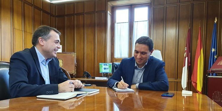 La Diputación de Cuenca y Consejería se reúnen para coordinar el próximo Plan de Empleo de la Junta que dará trabajo a 500 personas