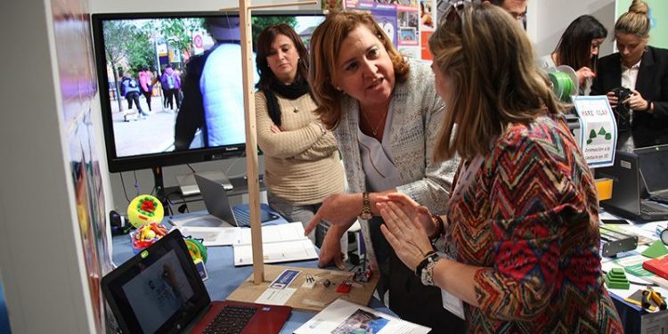 Los centros educativos de Castilla-La Mancha disponen en los últimos años de 600 unidades robóticas para complementar el proyecto STEAM Los centros educativos de Castilla-La Mancha disponen en los últimos años de 600 unidades robóticas para complementar el proyecto STEAM