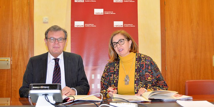 Los estudiantes con discapacidad de la UCLM dispondrán de los recursos tecnológicos del Banco de Productos de Apoyo de Fundación ONCE Los estudiantes con discapacidad de la UCLM dispondrán de los recursos tecnológicos del Banco de Productos de Apoyo de Fundación ONCE
