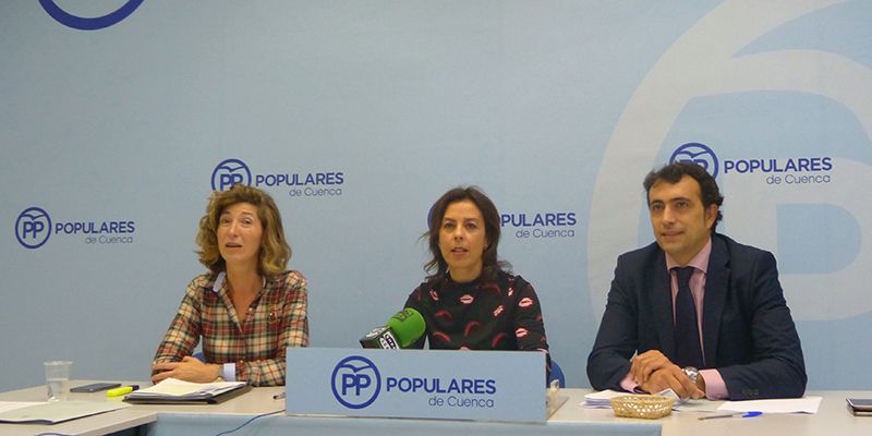 Moya pide a Dolz e Isidoro que se pronuncien sobre el pacto Sánchez-Podemos y expliquen qué beneficios podría reportar a Cuenca