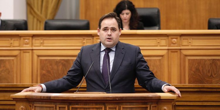 Núñez reclama bonificaciones para los agentes de Policía y Guardia Civil que decidan instalarse en el mundo rural Núñez reclama bonificaciones para los agentes de Policía y Guardia Civil que decidan instalarse en el mundo rural